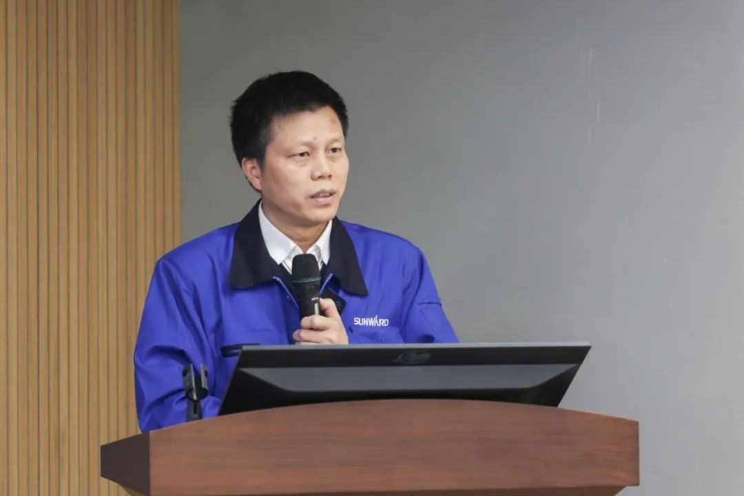 2021中國(guó)（長(zhǎng)沙）國(guó)際工程機(jī)械設(shè)計(jì)大賽暨“設(shè)計(jì)之星”評(píng)選活動(dòng)山河智能組“創(chuàng)新設(shè)計(jì)工作營(yíng)”開營(yíng)啦！