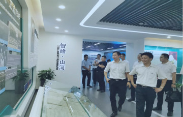 合作共贏 山河智能5G時(shí)代快速到來(lái) 湖南聯(lián)通黨委書記、總經(jīng)理譚明到訪山河智能
