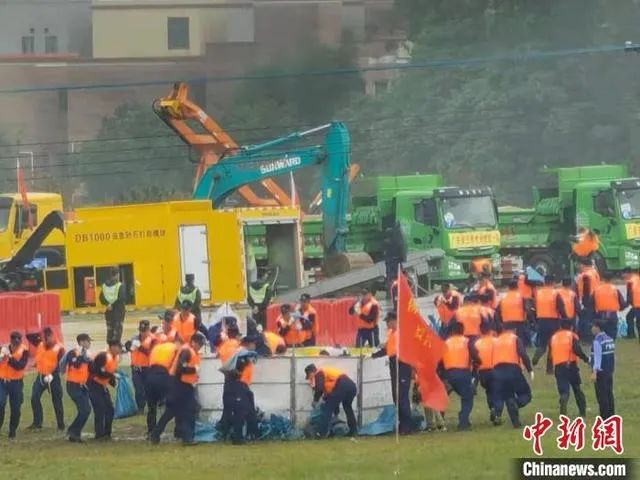 空地協(xié)同立體救援，山河智能無人化裝備亮相2021-北江流域防汛搶險綜合演練