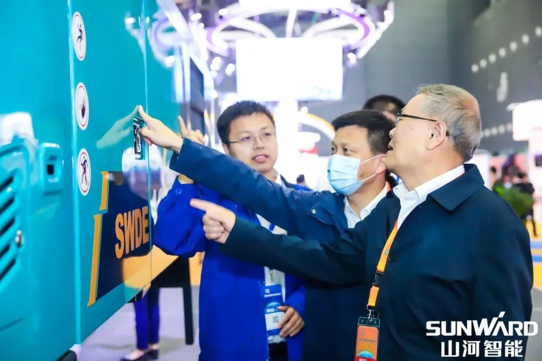 “山河綠”亮相長(zhǎng)沙國(guó)際工程機(jī)械展，50余款產(chǎn)品盡顯山河智能創(chuàng)新實(shí)力