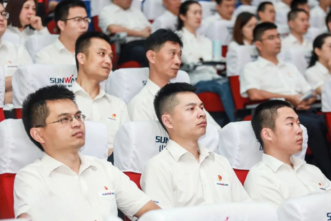 山河智能黨委集中收看慶祝中國共產(chǎn)黨成立100周年大會(huì)現(xiàn)場(chǎng)直播
