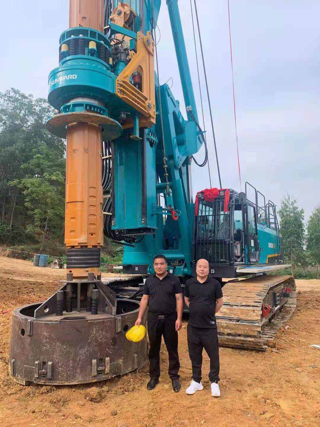 獻(xiàn)力塞上江南！山河智能旋挖鉆機(jī)參建銀昆高速寧夏段 | 百年風(fēng)華筑錦繡山河（4）