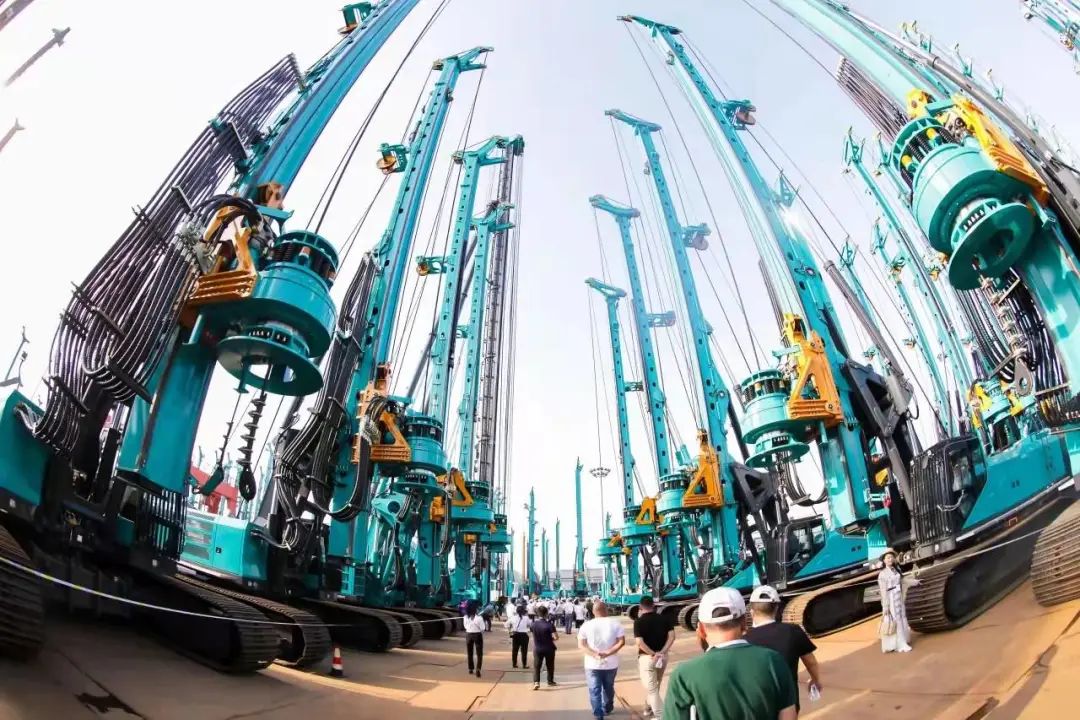 鉆孔直徑7米、鉆孔深度170米！世界最大旋挖鉆機(jī)成功下線