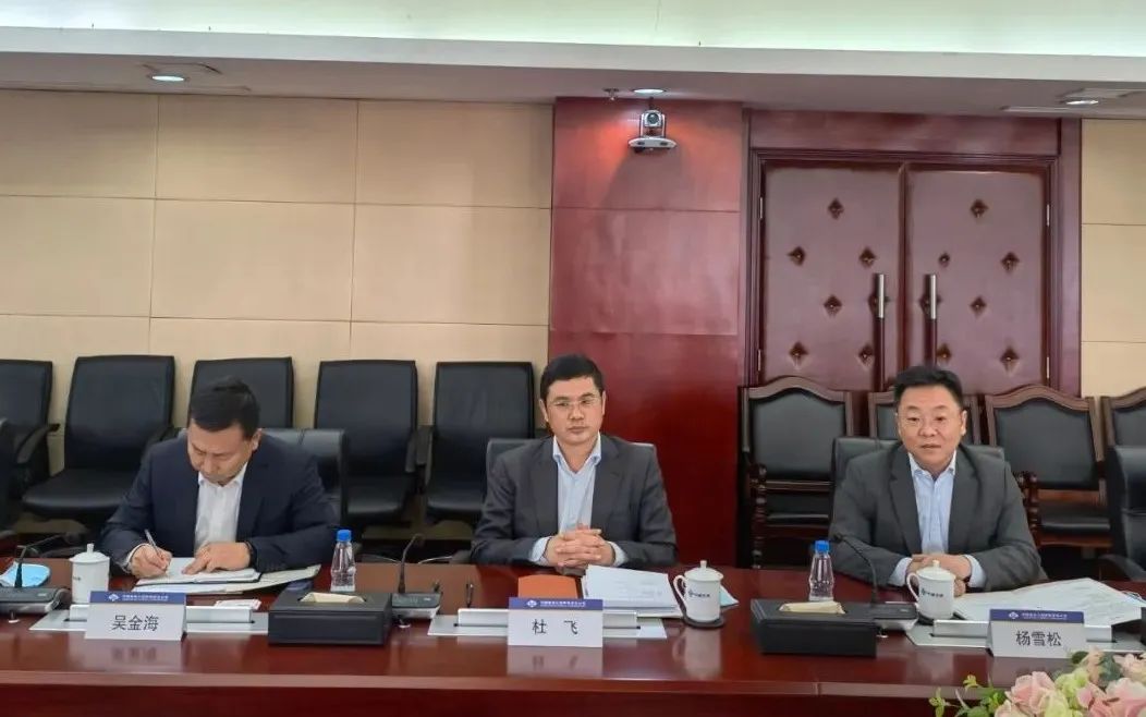 探討合作新模式！何清華帶隊赴中國路橋拜訪交流