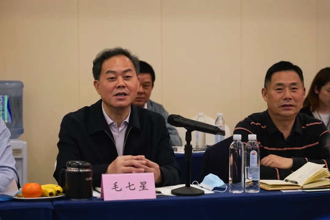 抱團出海，攜手共贏！何清華帶隊赴湖南異地商會聯(lián)合會拜訪交流