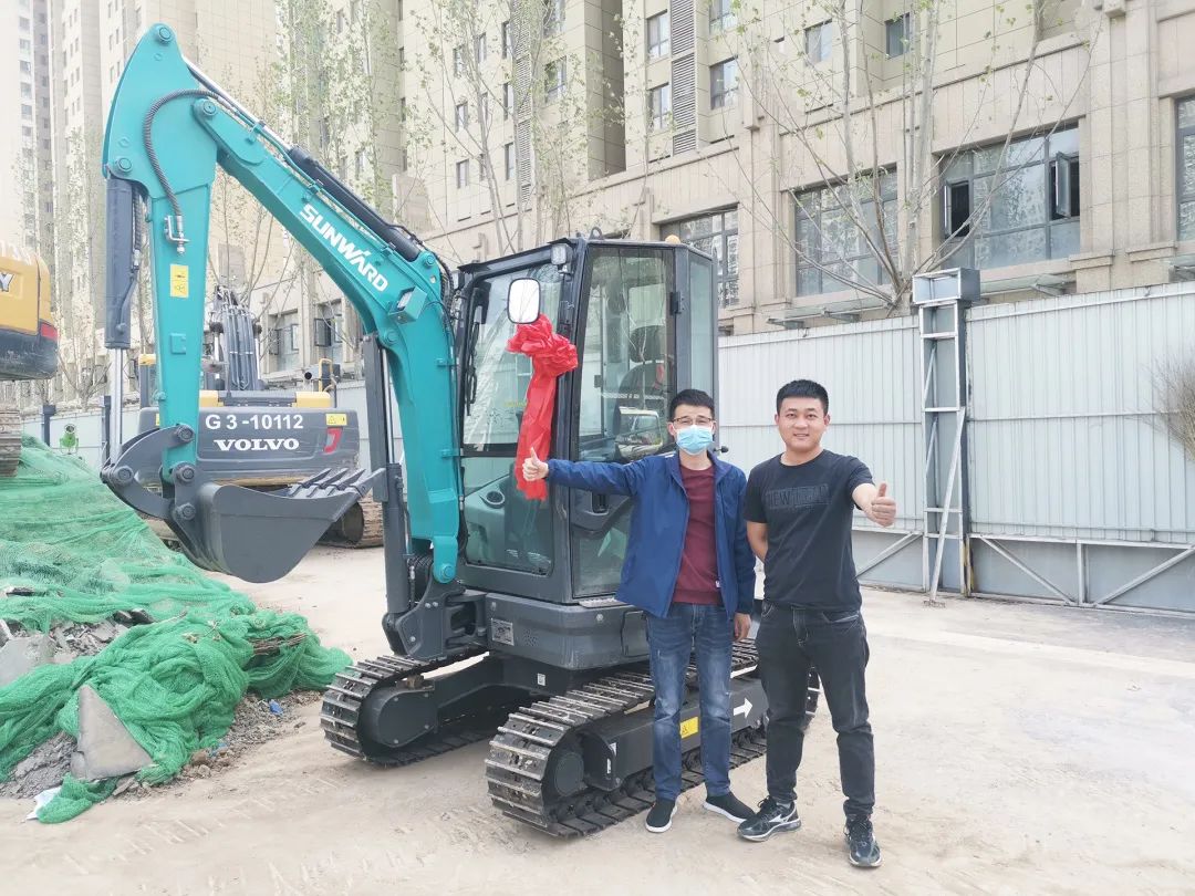 沖、沖、沖！帶您感受山河智能挖掘機火熱交機時刻
