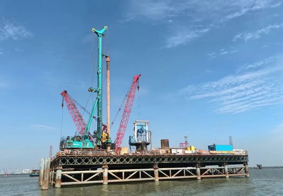 乘風(fēng)破浪的旋挖鉆機(jī)！山河智能助建澳氹第四跨海大橋