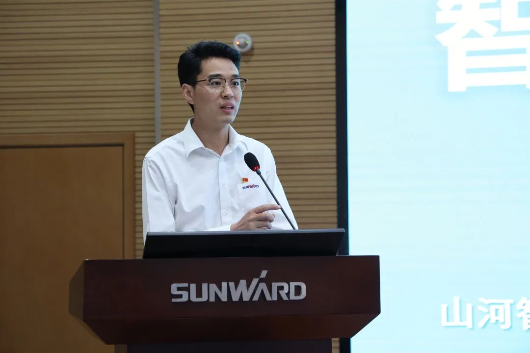 創(chuàng)新引領(lǐng)，智造未來！“2022院士專家長沙行”高端裝備高質(zhì)量發(fā)展研討會(huì)隆重舉行