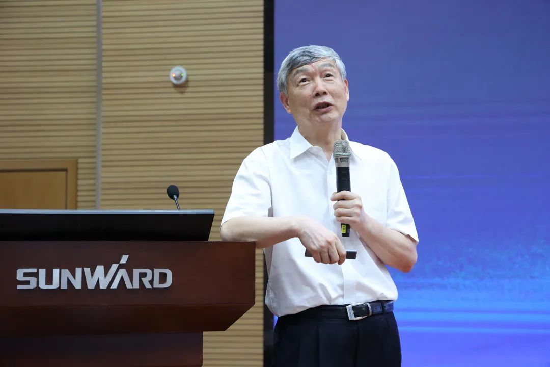 創(chuàng)新引領(lǐng)，智造未來！“2022院士專家長沙行”高端裝備高質(zhì)量發(fā)展研討會(huì)隆重舉行