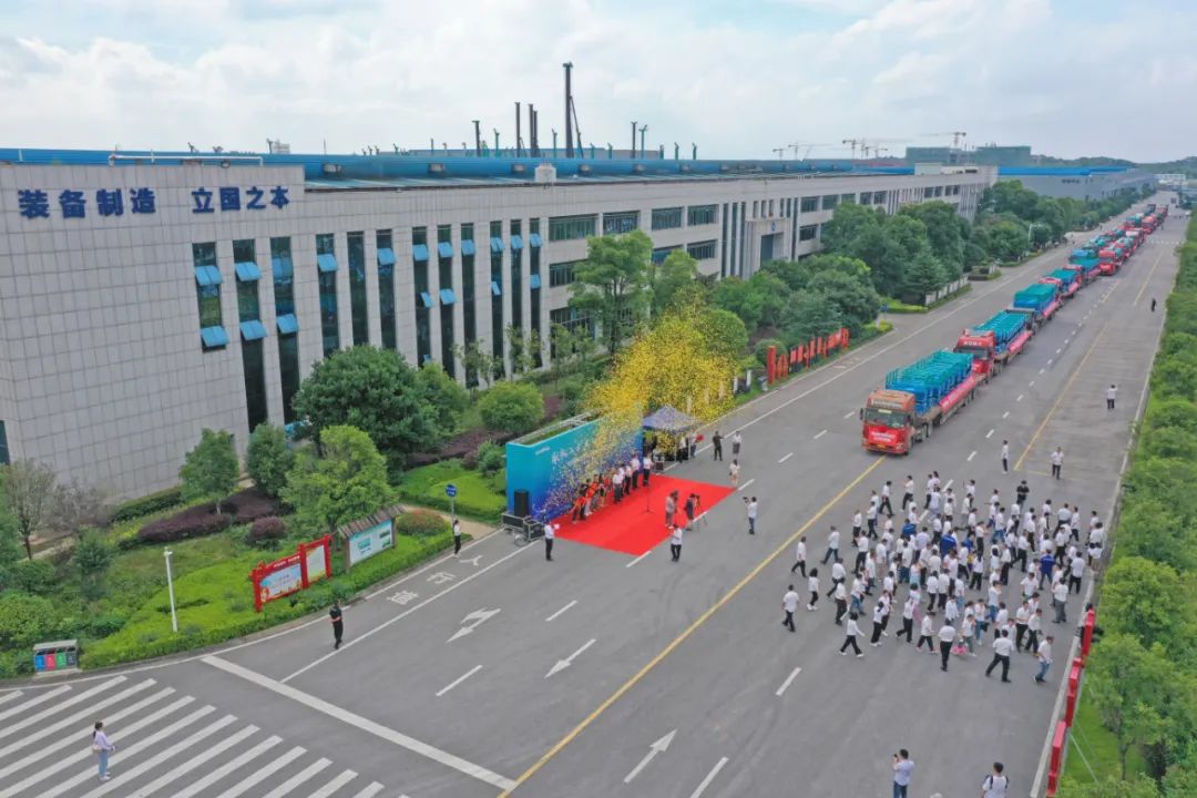 獻(xiàn)禮二十大，再攀新高地！山河智能高空機(jī)械設(shè)備再迎批量發(fā)貨