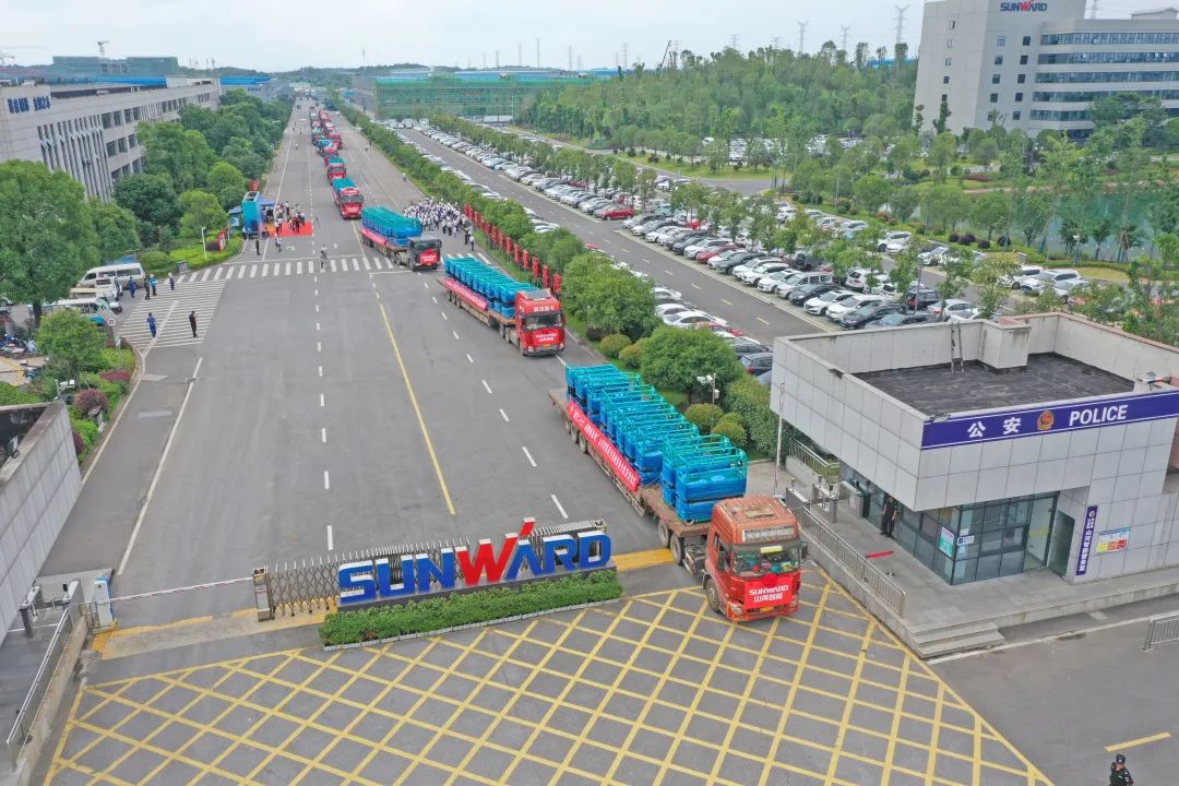 獻(xiàn)禮二十大，再攀新高地！山河智能高空機(jī)械設(shè)備再迎批量發(fā)貨