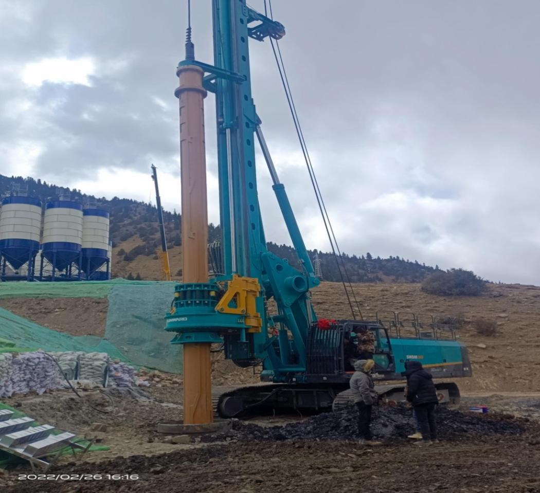 決戰(zhàn)“世界之巔”！山河智能旋挖鉆機實力助建川藏鐵路