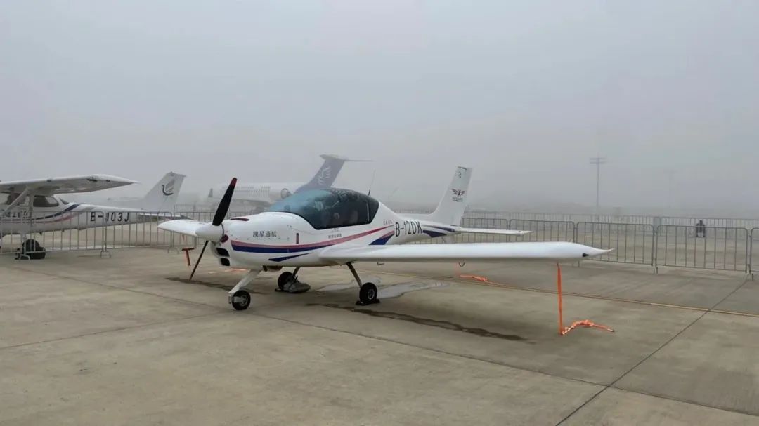 逆勢(shì)飛翔！山河航空攜手合作伙伴亮相2022南昌飛行大會(huì)