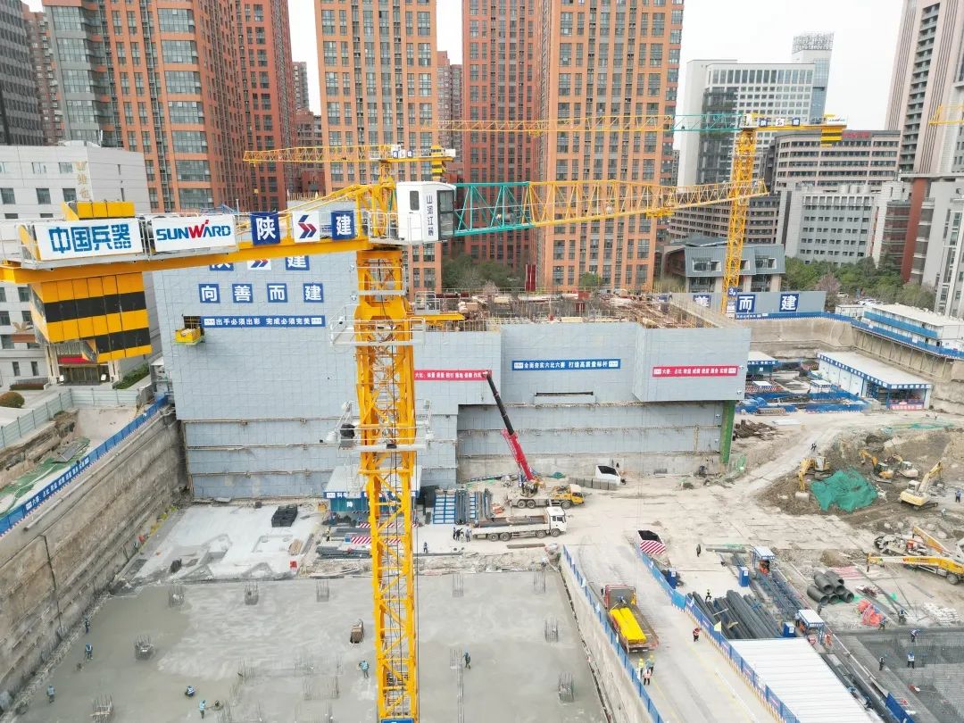 興盛西北！山河江麓建筑起重機械助建西安都市經濟圈