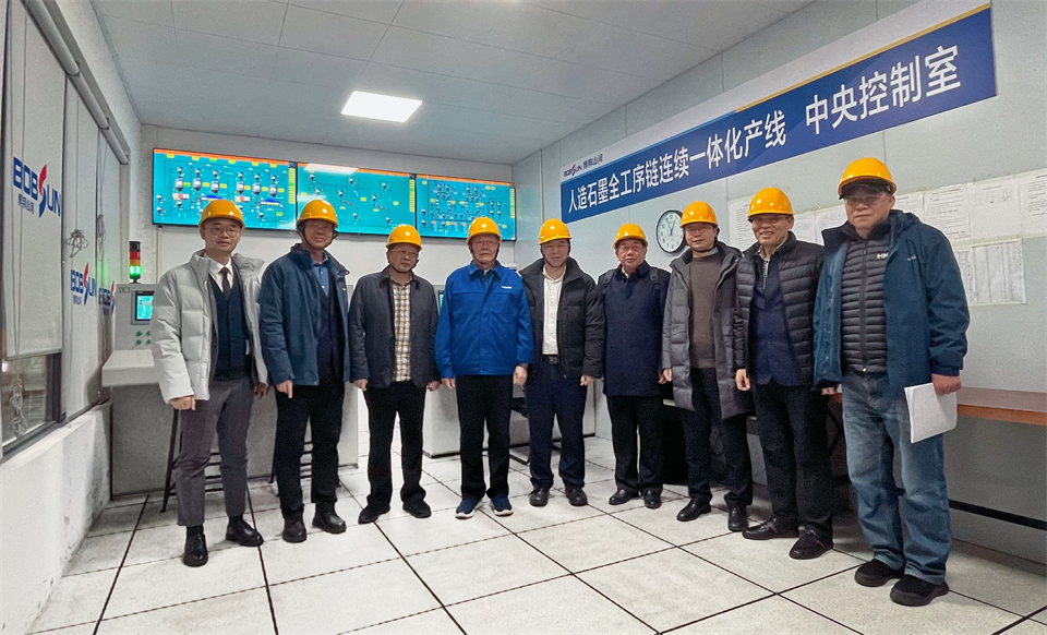 清華大學(xué)&山河智能聯(lián)合博士后培養(yǎng)出成果！暨博邦山河人造石墨負(fù)極全工序鏈連續(xù)一體化產(chǎn)線長(zhǎng)周期生產(chǎn)運(yùn)行