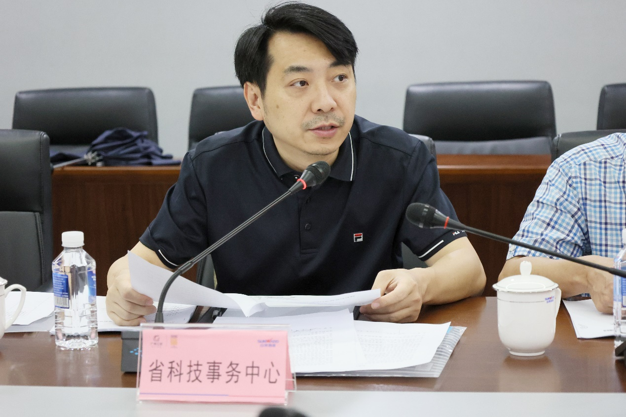山河智能“超大型油氣管道綠色成套施工裝備”項(xiàng)目順利通過(guò)驗(yàn)收！