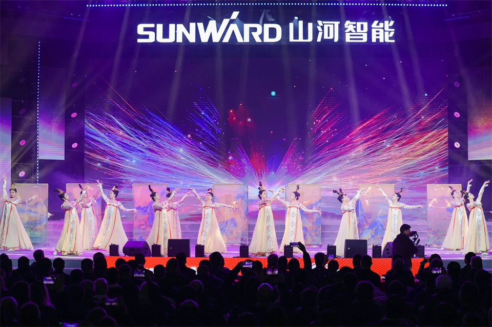 創(chuàng)新引領(lǐng)價(jià)值，理想成就未來！山河智能25周年慶典暨全球客戶節(jié)隆重舉辦