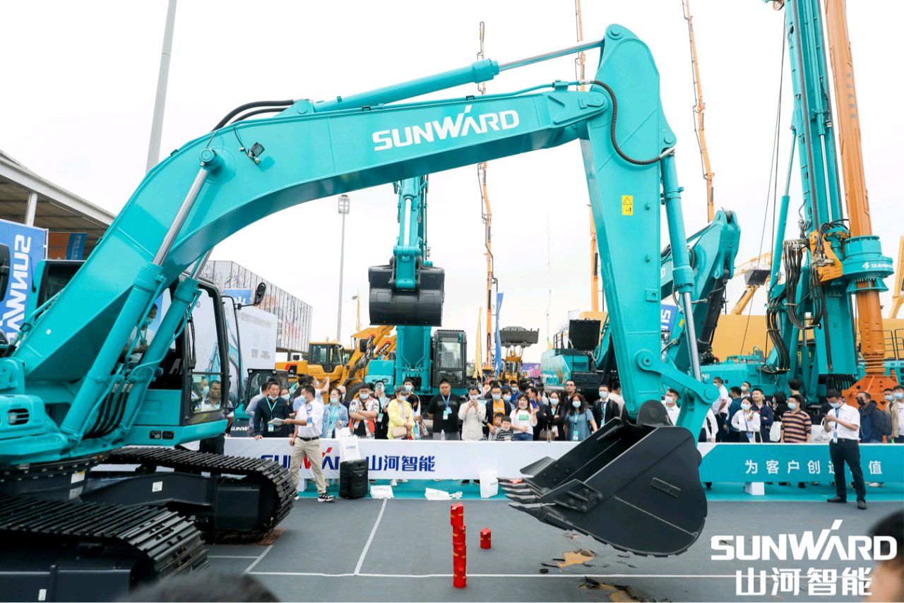 2025 CICEE | 山河智能歷屆長沙展高光回顧！再啟新篇，邀您共赴創(chuàng)新之約！