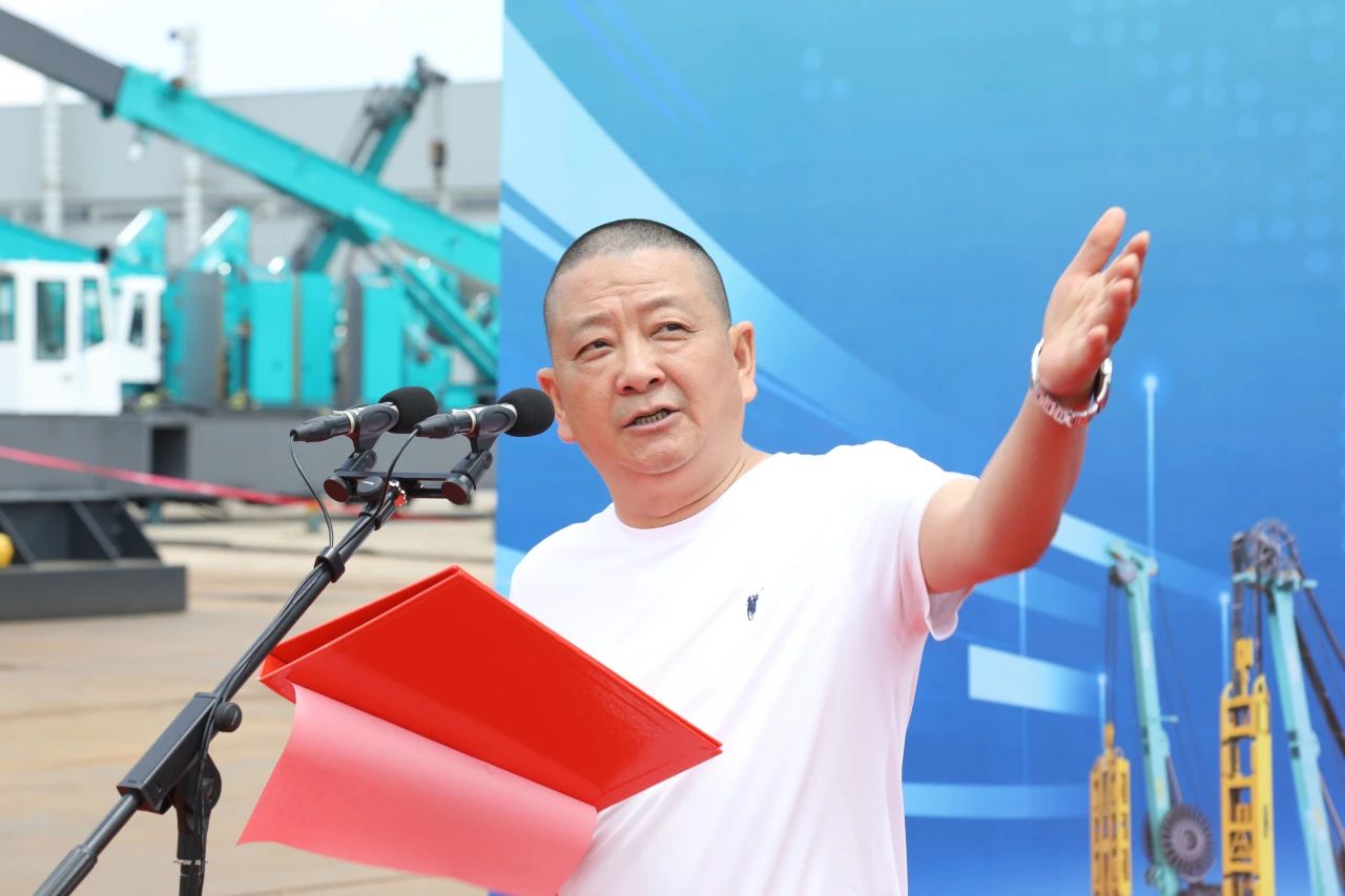 “破紀(jì)錄王者”再出征！山河智能SWDM800旋挖鉆機(jī)成功交機(jī)